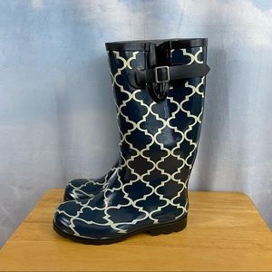 Nomad Rain Boots Navy Blue with Cream Quatrefoil Design Size 7